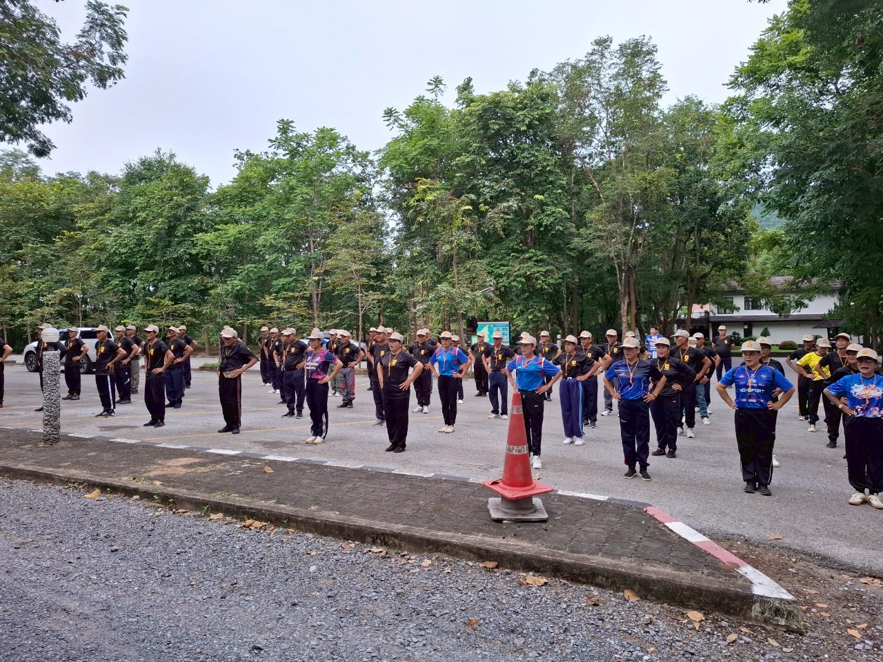 LINE_ALBUM_ทบทวน อปพร. 68_250813_287_397.jpg